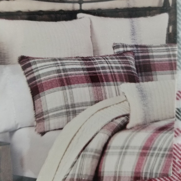 Max Studio Home Other - New 2-Max Studio Retro Standard Cotton Pillow Sham